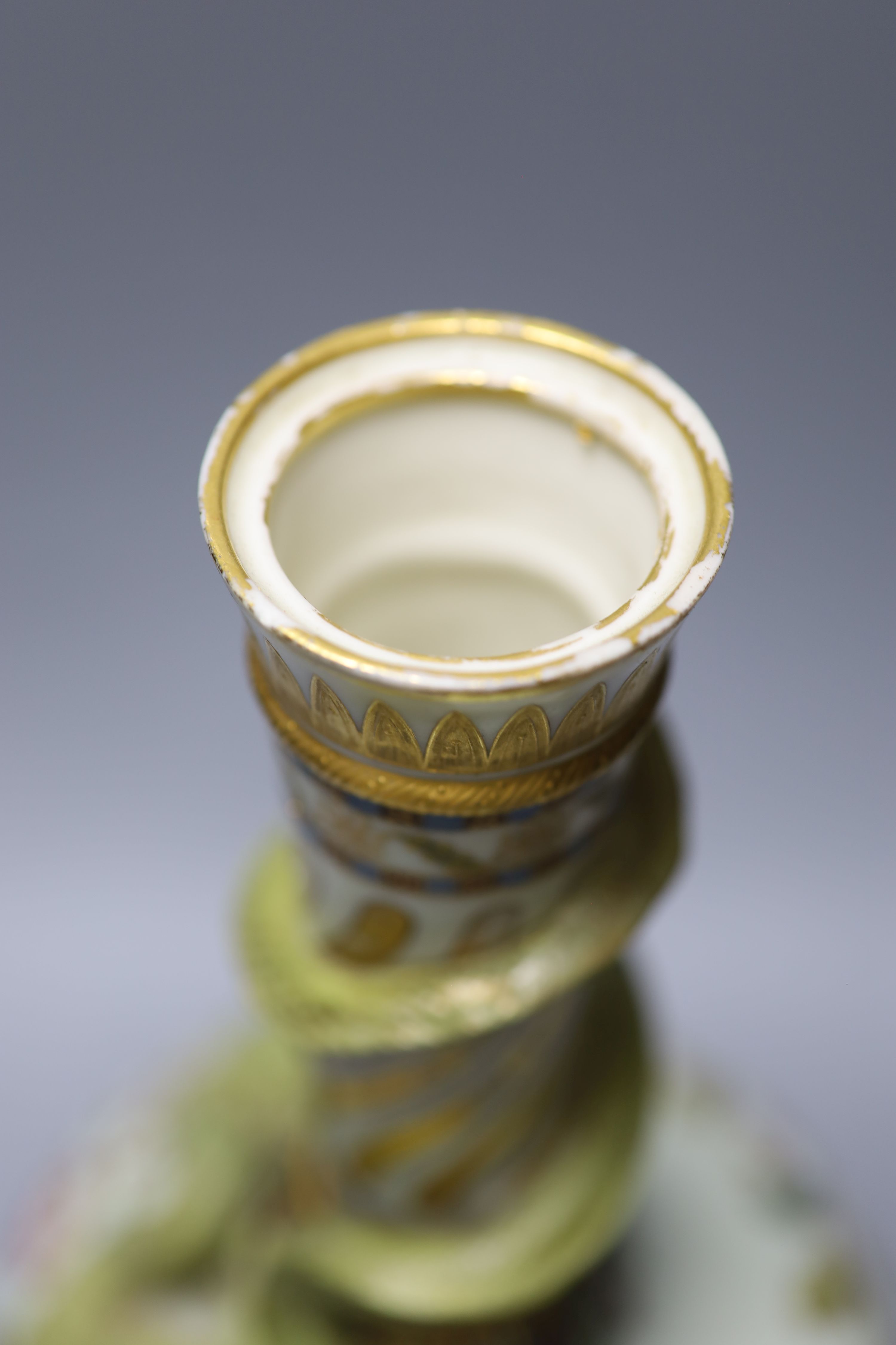 A Minton dragon bottle vase, in Japanese style c.1880, height 40cm